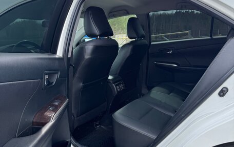 Toyota Camry, 2015 год, 1 800 000 рублей, 6 фотография