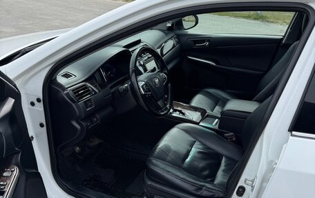 Toyota Camry, 2015 год, 1 800 000 рублей, 11 фотография