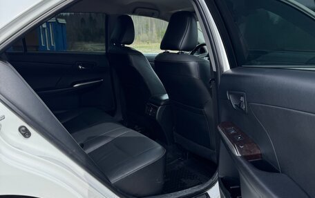 Toyota Camry, 2015 год, 1 800 000 рублей, 7 фотография