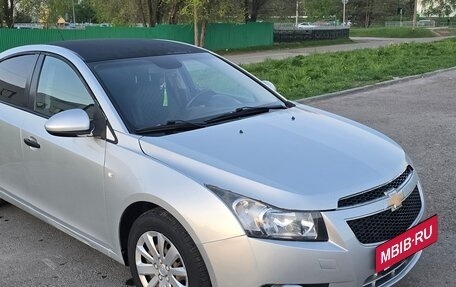 Chevrolet Cruze II, 2012 год, 700 000 рублей, 4 фотография