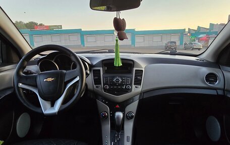 Chevrolet Cruze II, 2012 год, 700 000 рублей, 12 фотография