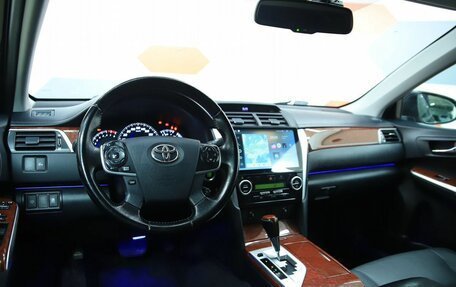 Toyota Camry, 2014 год, 1 490 000 рублей, 16 фотография