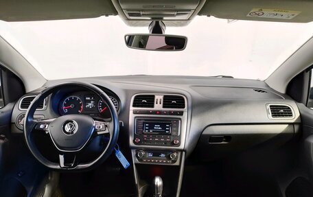 Volkswagen Polo VI (EU Market), 2017 год, 1 529 000 рублей, 8 фотография
