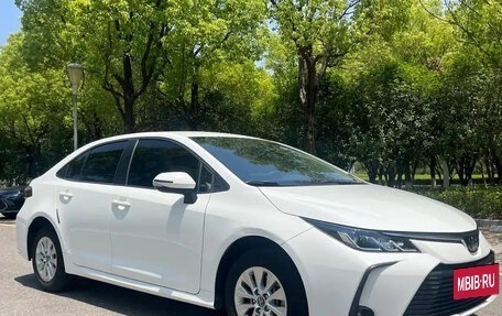 Toyota Corolla, 2021 год, 1 300 000 рублей, 3 фотография