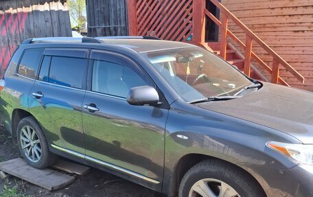 Toyota Highlander III, 2012 год, 2 260 000 рублей, 2 фотография