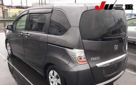 Honda Freed I, 2013 год, 940 000 рублей, 4 фотография