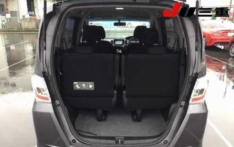 Honda Freed I, 2013 год, 940 000 рублей, 5 фотография