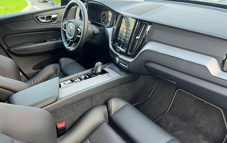 Volvo XC60 II, 2019 год, 4 300 000 рублей, 8 фотография