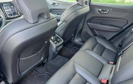 Volvo XC60 II, 2019 год, 4 300 000 рублей, 10 фотография