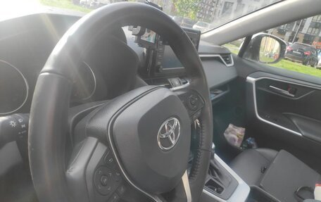 Toyota RAV4, 2020 год, 3 555 555 рублей, 10 фотография