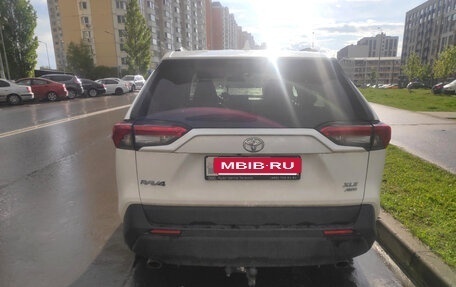 Toyota RAV4, 2020 год, 3 555 555 рублей, 2 фотография
