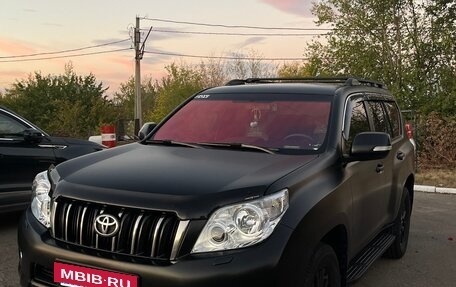 Toyota Land Cruiser Prado 150 рестайлинг 2, 2012 год, 3 700 000 рублей, 2 фотография