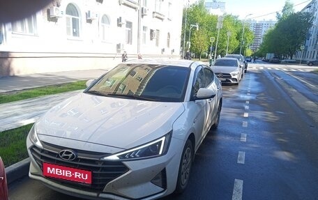 Hyundai Elantra VI рестайлинг, 2020 год, 1 650 000 рублей, 4 фотография