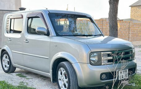 Nissan Cube II, 2003 год, 575 000 рублей, 2 фотография