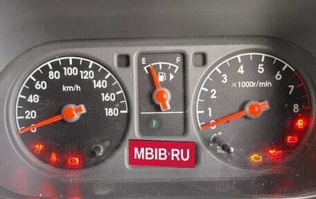 Nissan Cube II, 2003 год, 575 000 рублей, 14 фотография