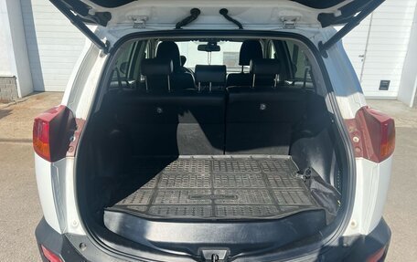 Toyota RAV4, 2014 год, 1 700 000 рублей, 7 фотография