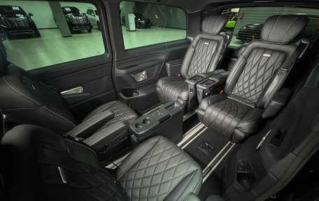 Mercedes-Benz V-Класс, 2024 год, 14 500 000 рублей, 12 фотография