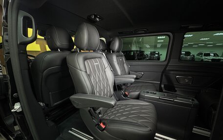 Mercedes-Benz V-Класс, 2024 год, 14 500 000 рублей, 13 фотография