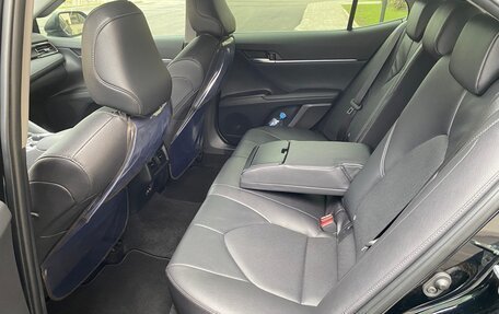 Toyota Camry, 2023 год, 4 750 000 рублей, 8 фотография