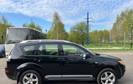 Mitsubishi Outlander III рестайлинг 3, 2008 год, 1 270 000 рублей, 4 фотография
