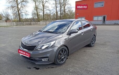 KIA Rio III рестайлинг, 2015 год, 895 000 рублей, 4 фотография