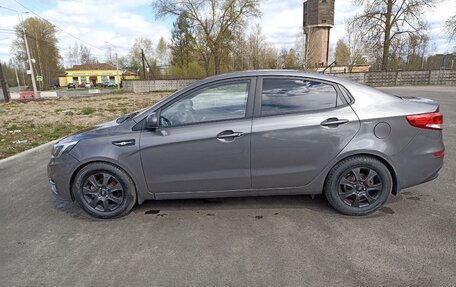 KIA Rio III рестайлинг, 2015 год, 895 000 рублей, 6 фотография