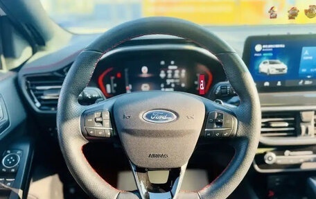 Ford Focus IV, 2022 год, 1 815 855 рублей, 9 фотография