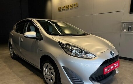Toyota Aqua I, 2018 год, 1 390 000 рублей, 2 фотография