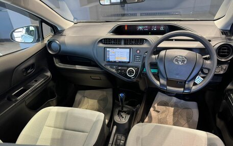 Toyota Aqua I, 2018 год, 1 390 000 рублей, 9 фотография