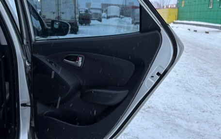 Hyundai ix35 I рестайлинг, 2011 год, 903 000 рублей, 11 фотография