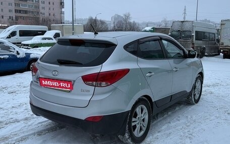 Hyundai ix35 I рестайлинг, 2011 год, 903 000 рублей, 8 фотография