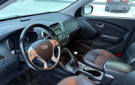 Hyundai ix35 I рестайлинг, 2011 год, 903 000 рублей, 18 фотография