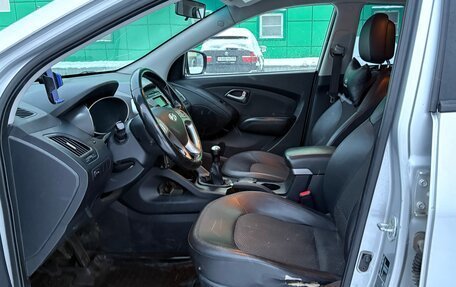 Hyundai ix35 I рестайлинг, 2011 год, 903 000 рублей, 19 фотография