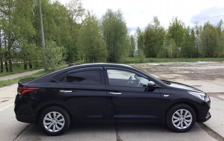 Hyundai Solaris II рестайлинг, 2019 год, 1 500 000 рублей, 3 фотография