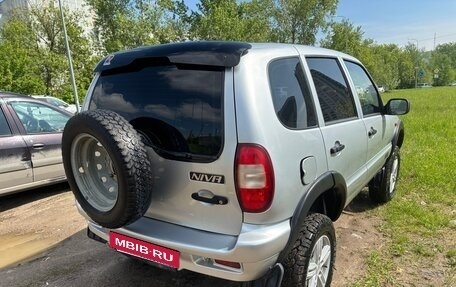 Chevrolet Niva I рестайлинг, 2006 год, 300 000 рублей, 4 фотография