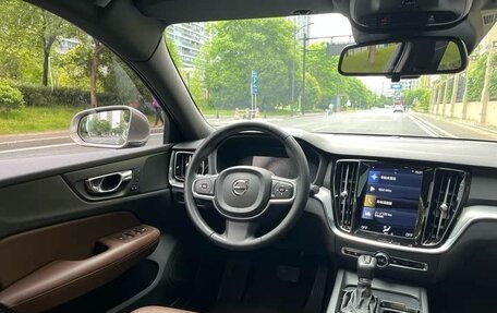 Volvo S60 III, 2021 год, 2 200 000 рублей, 7 фотография