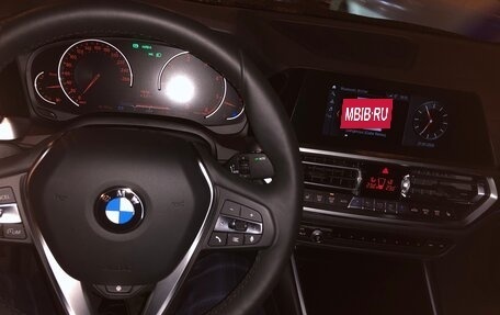 BMW 3 серия, 2019 год, 3 800 000 рублей, 10 фотография