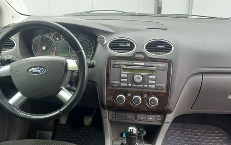 Ford Focus II рестайлинг, 2005 год, 440 000 рублей, 1 фотография