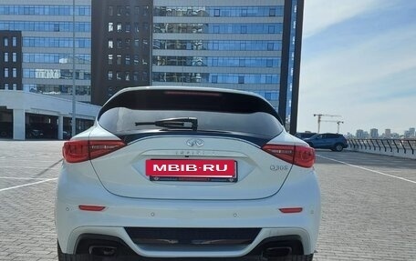 Infiniti Q30, 2018 год, 2 950 000 рублей, 5 фотография