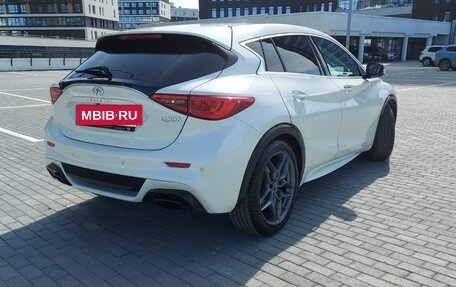 Infiniti Q30, 2018 год, 2 950 000 рублей, 6 фотография
