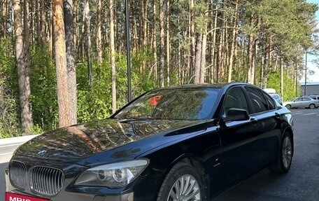 BMW 7 серия, 2010 год, 1 600 000 рублей, 3 фотография