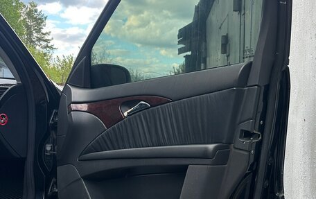 Mercedes-Benz E-Класс, 2004 год, 780 000 рублей, 5 фотография