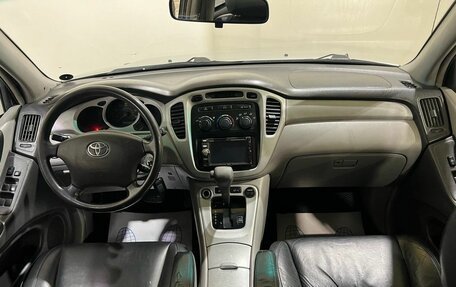 Toyota Highlander III, 2003 год, 950 000 рублей, 11 фотография