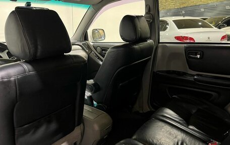 Toyota Highlander III, 2003 год, 950 000 рублей, 17 фотография
