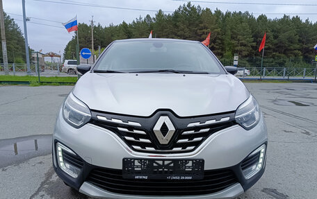 Renault Kaptur I рестайлинг, 2020 год, 1 779 000 рублей, 2 фотография