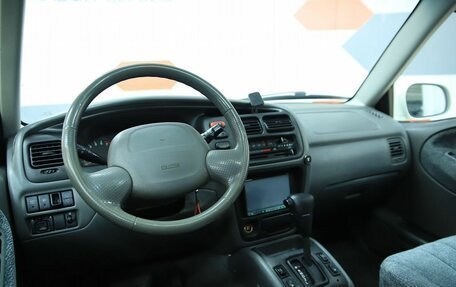 Suzuki Grand Vitara, 2001 год, 490 000 рублей, 17 фотография