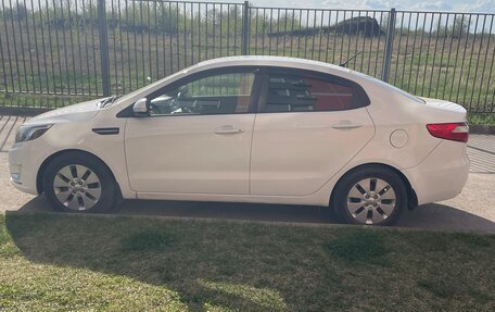 KIA Rio III рестайлинг, 2014 год, 900 000 рублей, 4 фотография