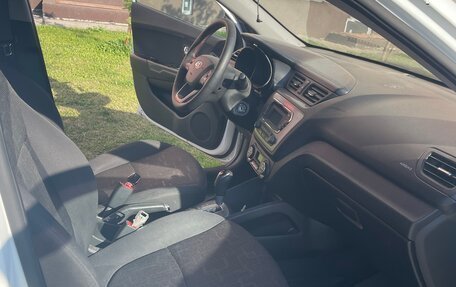KIA Rio III рестайлинг, 2014 год, 900 000 рублей, 12 фотография