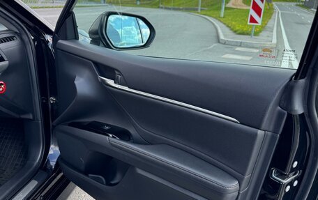 Toyota Camry, 2019 год, 2 400 000 рублей, 20 фотография