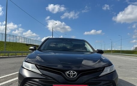 Toyota Camry, 2019 год, 2 400 000 рублей, 31 фотография